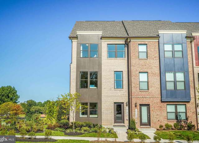 Property at 2126 Acadia Rd, Herndon, VA 20170, 3 beds, 3 baths