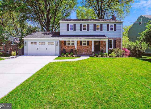 Property at 538 Marshall Rd SW, Vienna, VA 22180, 4 beds, 3.5 baths