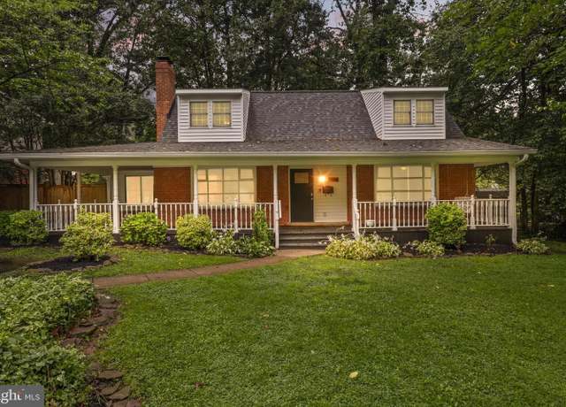 Property at 5304 Kings Park Dr, Springfield, VA 22151, 5 beds, 2 baths