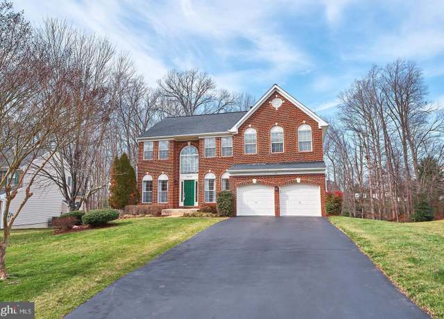 Property at 9308 Gary Ct, Manassas Park, VA 20111, 7 beds, 3.5 baths
