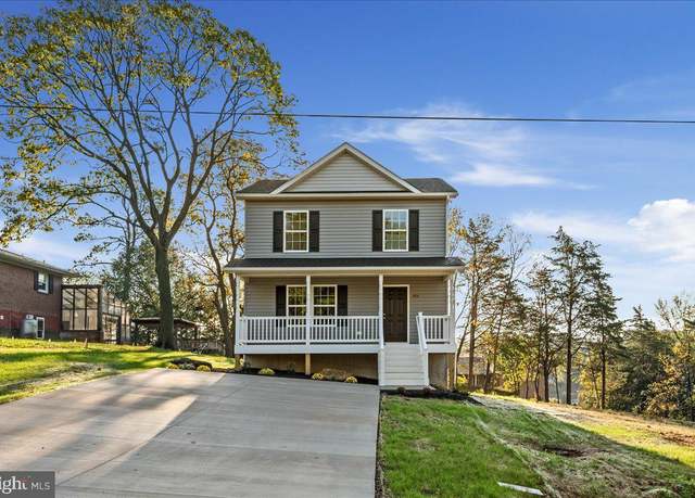 Property at 397 Crim St, Strasburg, VA 22657, 3 beds, 2.5 baths
