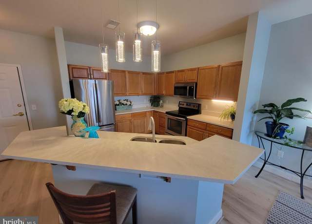 Property at 1000-UNIT Fountainview Cir #1413, Newark, DE 19713, 2 beds, 2 baths