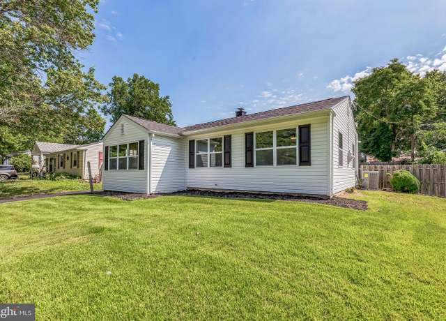 Property at 707 Moores Ln, New Castle, DE 19720, 3 beds, 1 bath