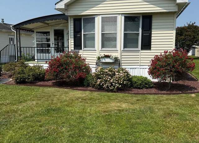 Property at 21710 F St, Rehoboth Beach, DE 19971, 2 beds, 1.5 baths