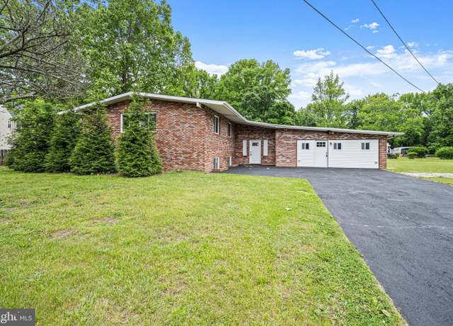 Property at 7742 Freetown Rd, Glen Burnie, MD 21060, 5 beds, 3 baths