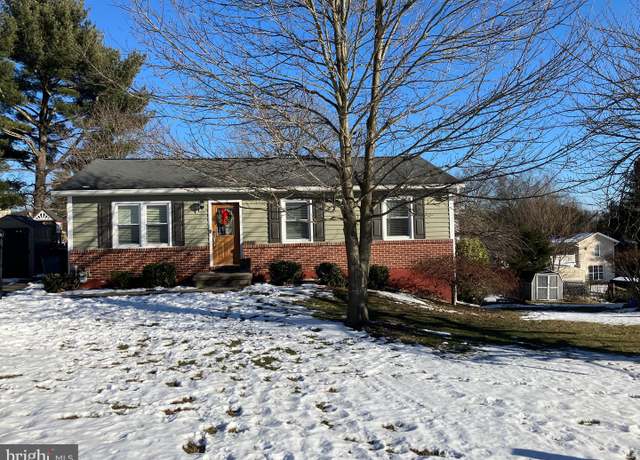 Property at 7081 Bridle Ct, Sykesville, MD 21784, 3 beds, 3 baths