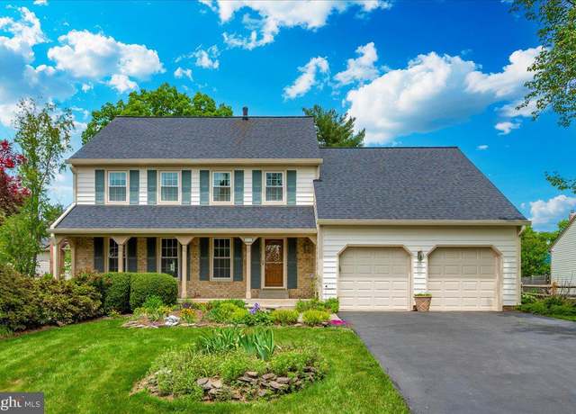Property at 9713 Meadowcroft Ln, Montgomery Village, MD 20886, 4 beds, 3.5 baths