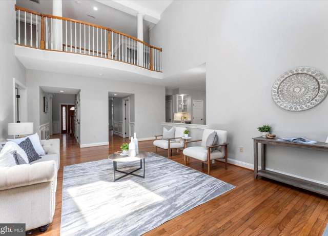 Property at 111 Fox Trail Ter, Gaithersburg, MD 20878, 4 beds, 3.5 baths