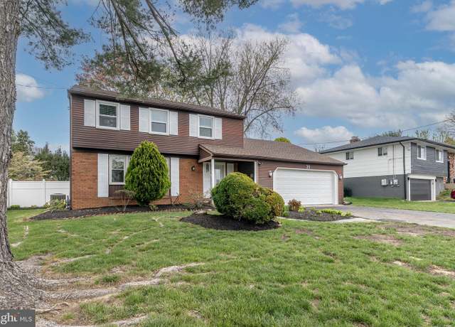 Property at 35 Lafferty Dr, Cherry Hill, NJ 08002, 4 beds, 2.5 baths