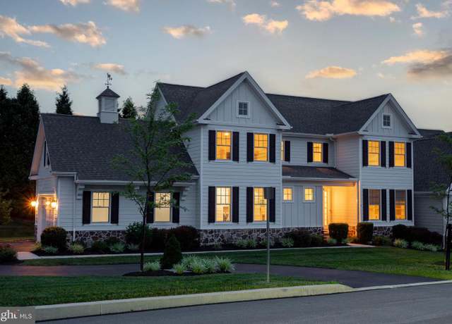 Property at 3 Radnor Ln, Kennett Square, PA 19348, 4 beds, 3.5 baths