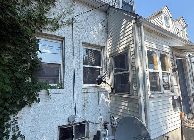 Property at 1009 Terrill St, Chester, PA 19013, 3 beds, 1 bath