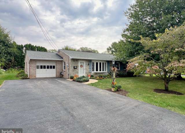 Property at 6351 Jeanette Dr, East Petersburg, PA 17520, 3 beds, 2 baths
