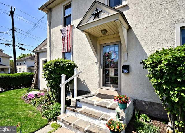 Property at 121 Mattison Ave, Ambler, PA 19002, 3 beds, 1.5 baths