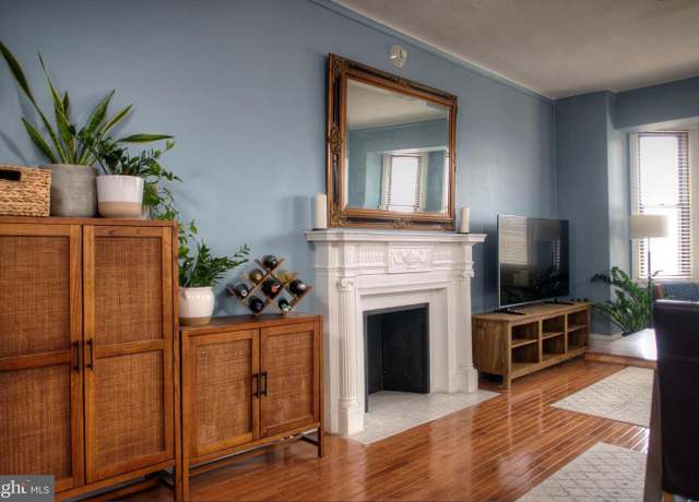 Property at 250 S 13th St Unit 10E, Philadelphia, PA 19107, 1 bed, 1 bath