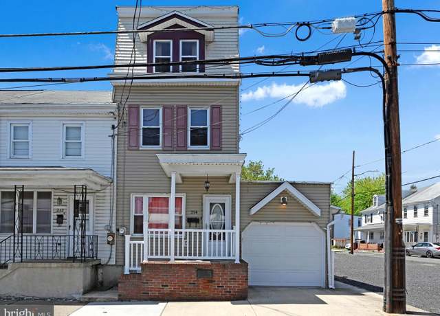 Property at 214 N 3rd St, Minersville, PA 17954, 5 beds, 1 bath