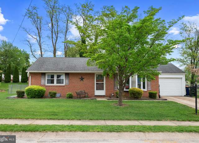 Property at 2160 Bon Aire Dr, York, PA 17408, 2 beds, 1 bath