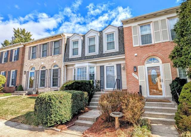 Property at 3935 Kernstown Ct, Fairfax, VA 22033, 3 beds, 2.5 baths