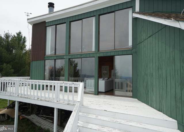 Property at Kile Knob, Franklin, WV 26807, 2 beds, 1 bath