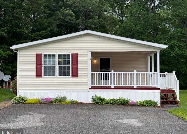 Property at 16 Doe Dr, Elkton, MD 21921, 3 beds, 2 baths
