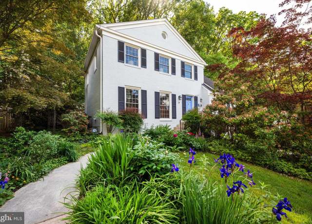 Property at 7 Whippoorwill Ct, Rockville, MD 20852, 5 beds, 3 baths