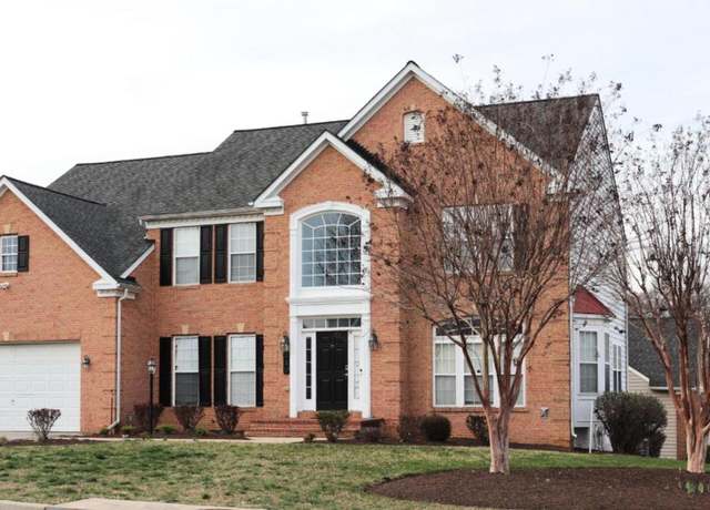 Property at 210 Potomac Ridge Dr, Fort Washington, MD 20744, 4 beds, 3.5 baths