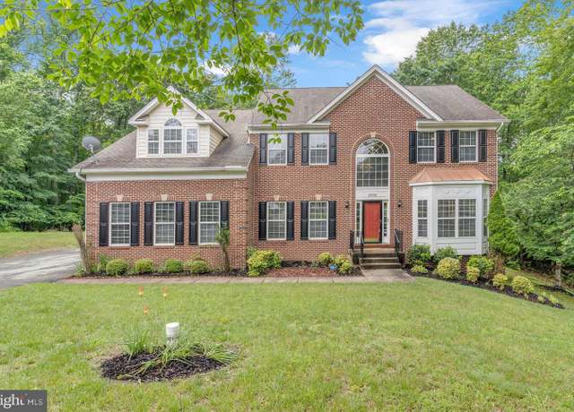 Property at 19061 Poplar Ridge Rd, Brandywine, MD 20613, 5 beds, 3.5 baths