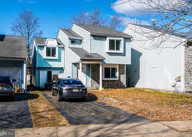 Property at 73 Winchester Dr, Hightstown, NJ 08520, 3 beds, 2.5 baths