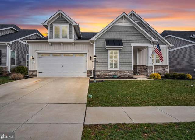 Property at 143 Rustic Wood Dr, Gettysburg, PA 17325, 3 beds, 3.5 baths