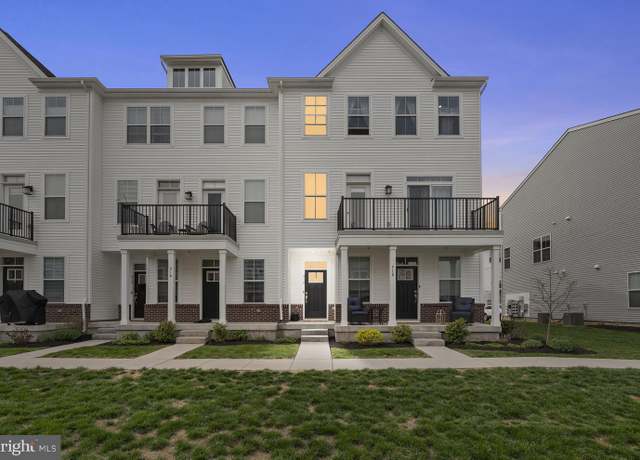 Property at 916 Anvil Ct, Phoenixville, PA 19460, 3 beds, 2.5 baths