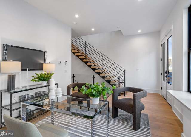 Property at 248 N 2nd St, Philadelphia, PA 19106, 4 beds, 5.5 baths