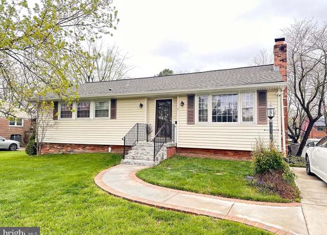 Property at 14955 Greymont Dr, Centreville, VA 20120, 4 beds, 3 baths