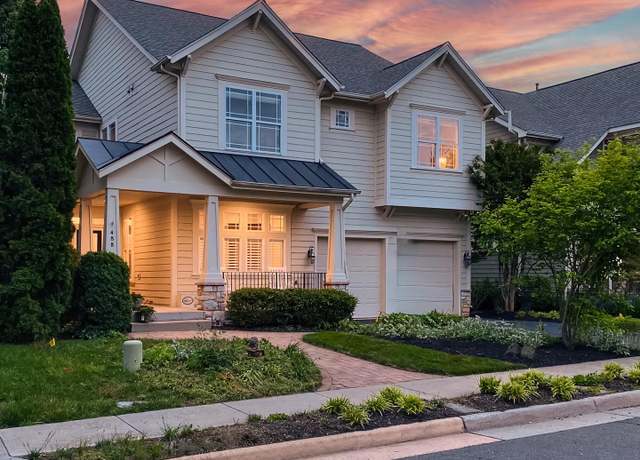 Property at 488 Marshall Dr NE, Leesburg, VA 20176, 5 beds, 3.5 baths