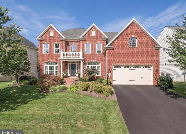 Property at 25739 Purebred Ct, Aldie, VA 20105, 4 beds, 4.5 baths