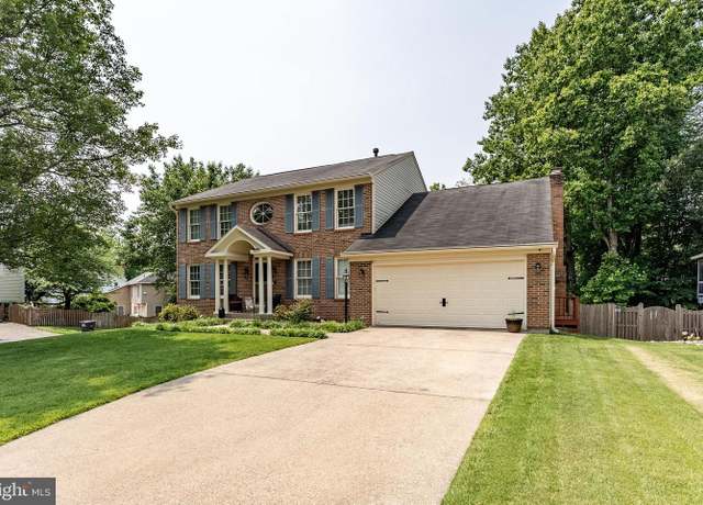 Property at 16644 Caxton Pl, Dumfries, VA 22025, 4 beds, 3.5 baths
