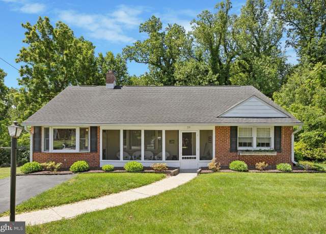 Property at 39 Stoney Run Rd, Wilmington, DE 19809, 3 beds, 1.5 baths
