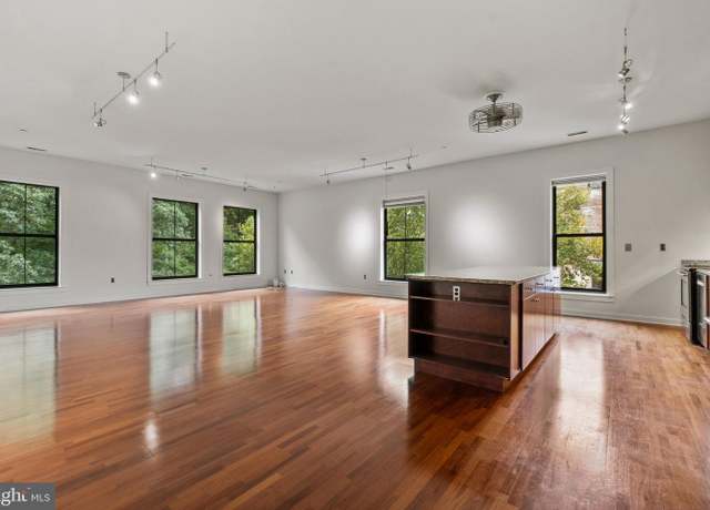 Property at 2007 Clipper Park Rd #323, Baltimore, MD 21211, 2 beds, 2 baths