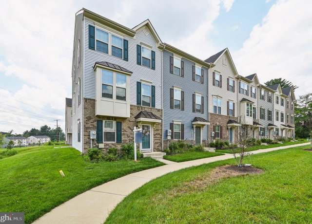 Property at 9567 Tall Oaks Rd, Montgomery Village, MD 20886, 3 beds, 3 baths