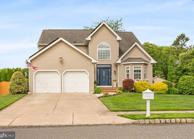 Property at 129 Bridle Path Dr, Egg Harbor Township, NJ 08234, 4 beds, 3.5 baths