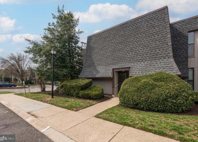 Property at 25 S Church Rd #72, Maple Shade, NJ 08052, 1 bed, 1 bath