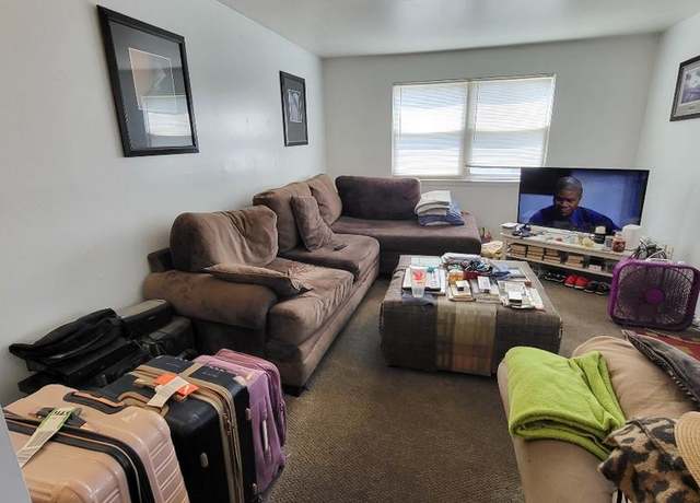 Property at 6-5 Florence Tollgate, Florence, NJ 08518, 2 beds, 1.5 baths