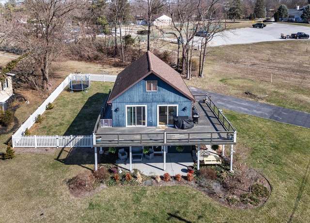 Property at 399 Lake Meade Dr, East Berlin, PA 17316, 4 beds, 2 baths