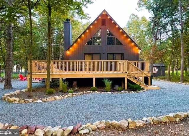 Property at 124 White Tail Ln, Long Pond, PA 18334, 3 beds, 1.5 baths