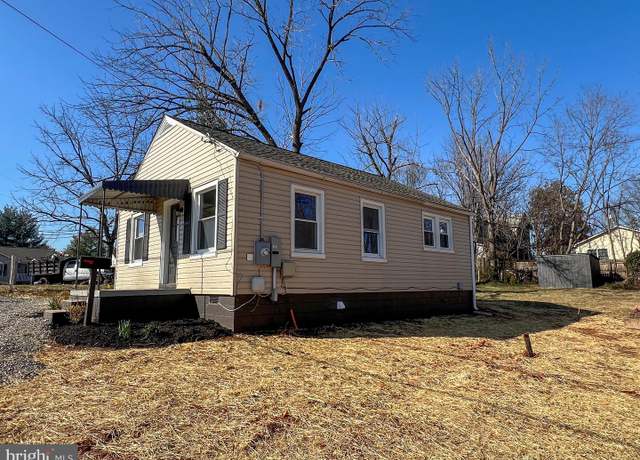Property at 618 Second St, Culpeper, VA 22701, 2 beds, 1 bath