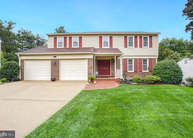 Property at 5205 Dunleigh Dr, Burke, VA 22015, 4 beds, 2.5 baths