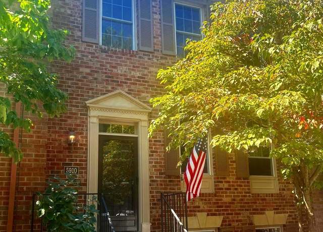 Property at 5910 Woodfield Estates Dr, Alexandria, VA 22310, 4 beds, 4.5 baths