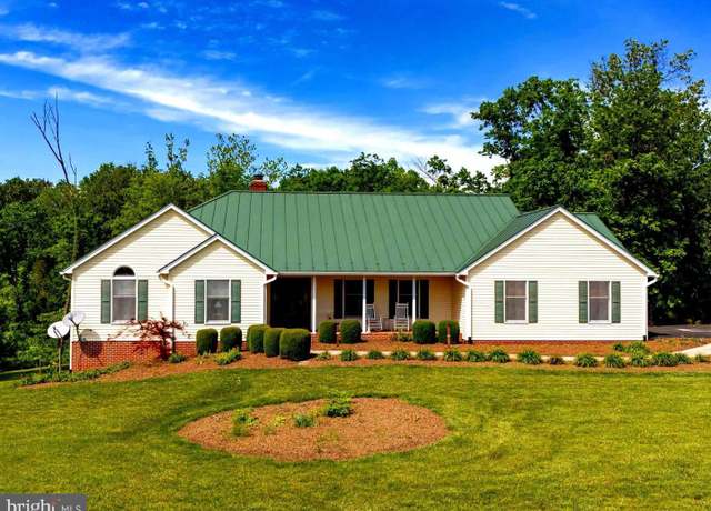 Property at 499 Mont View Ln, Luray, VA 22835, 4 beds, 3.5 baths