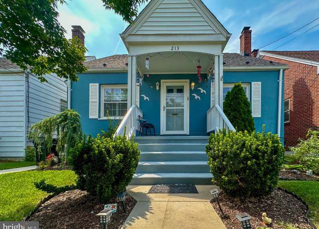 Property at 213 West St, Winchester, VA 22601, 2 beds, 1.5 baths
