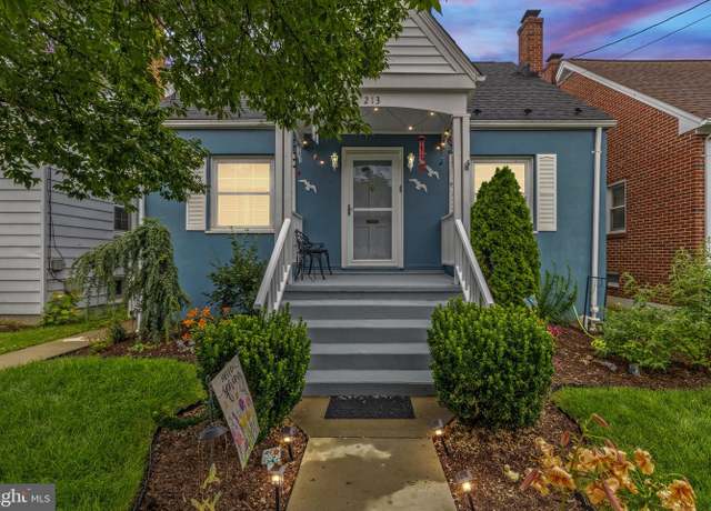 Property at 213 West St, Winchester, VA 22601, 2 beds, 1.5 baths