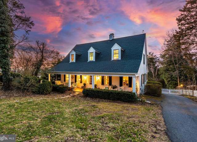 Property at 6822 Potomac Ave, Braddock Heights, MD 21714, 3 beds, 3.5 baths