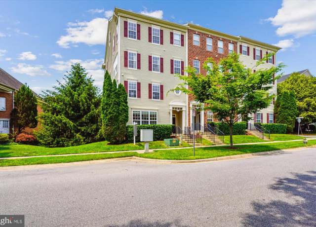 Property at 604 Highland Ridge Ave #100, Gaithersburg, MD 20878, 2 beds, 2.5 baths